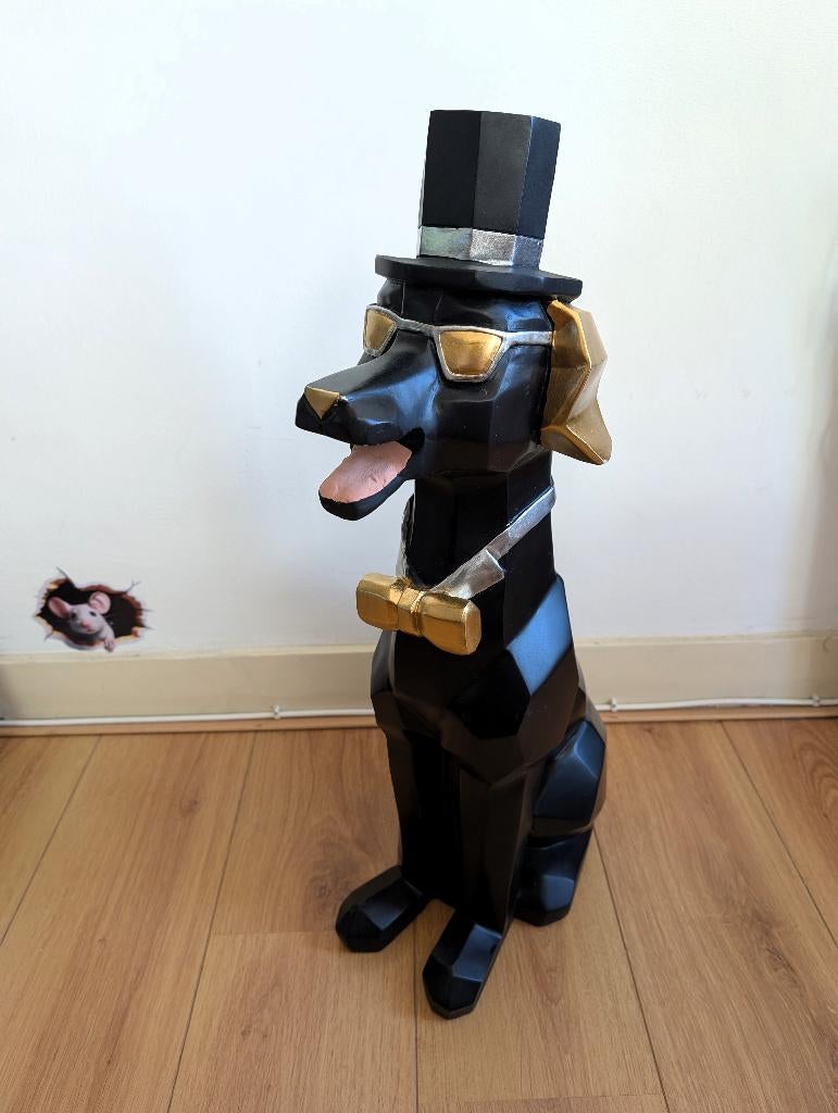 Beeld hond hars 67 cm hoog, Ophalen