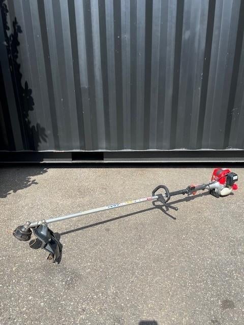 Robin NB2501 Bosmaaier, Ophalen, Gebruikt, Benzine, Robin