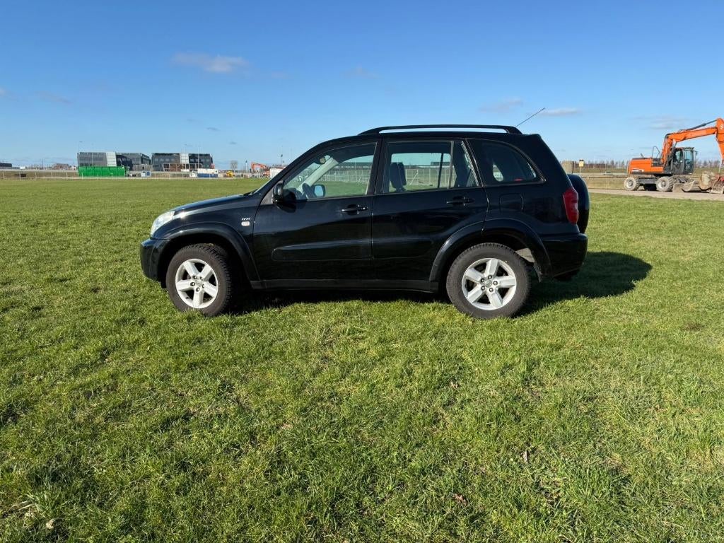Toyota Rav4 2.0 5DR 4WD 2005 Zwart, 1998 cc, Zwart, 4 cilinders, 150 pk