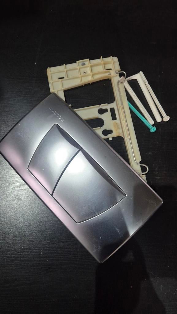 Geberit twinline zilver., Ophalen