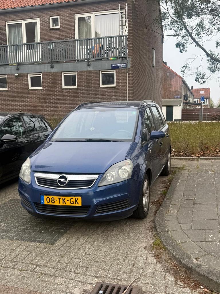 Opel Zafira 1.8 Benzine 7 pers, Ophalen of Verzenden, Opel, Bumper