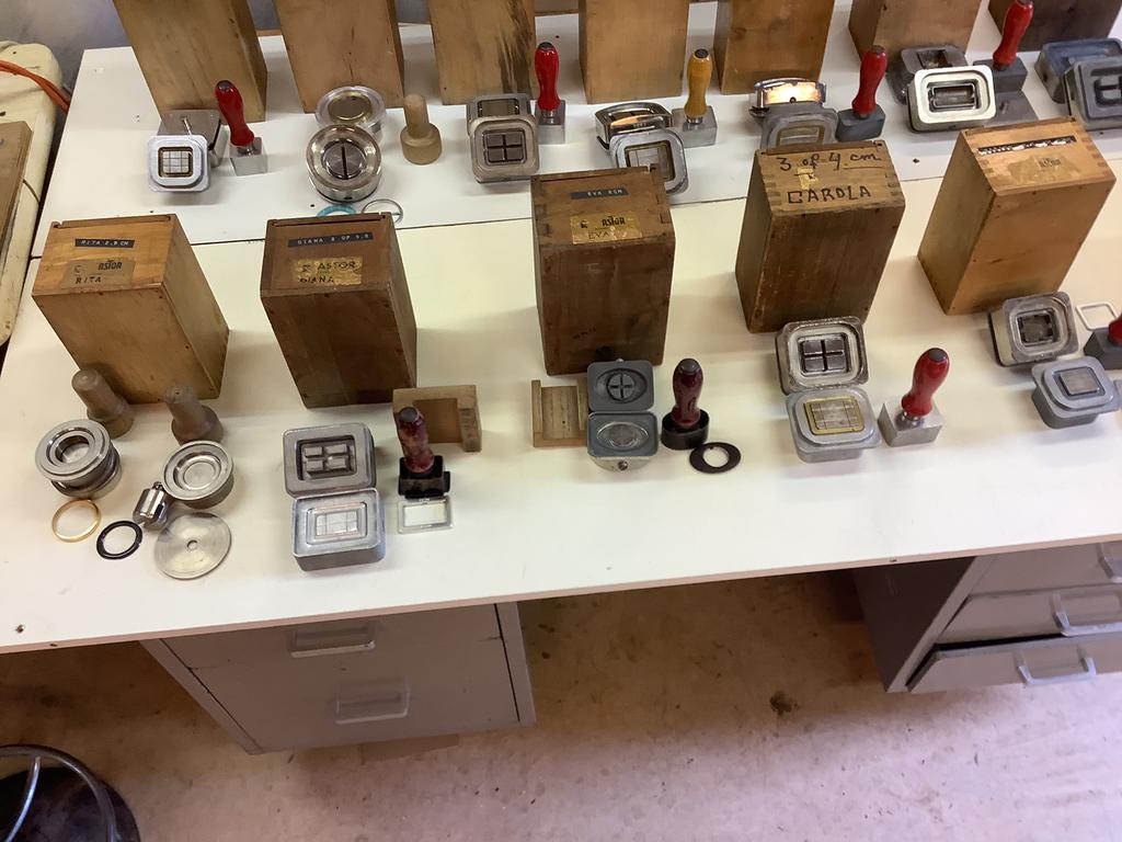 Gespen matrijzen Astor, Gebruikt, Industrieel, Toebehoren, Ophalen