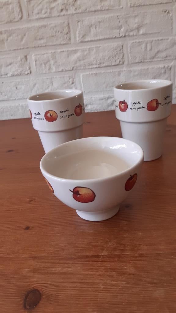 Jet ter Steege Aardewerk Set  de appelserie, helemaal nieuw, Ophalen of Verzenden, Zo goed als nieuw, Kom(men), Overige stijlen