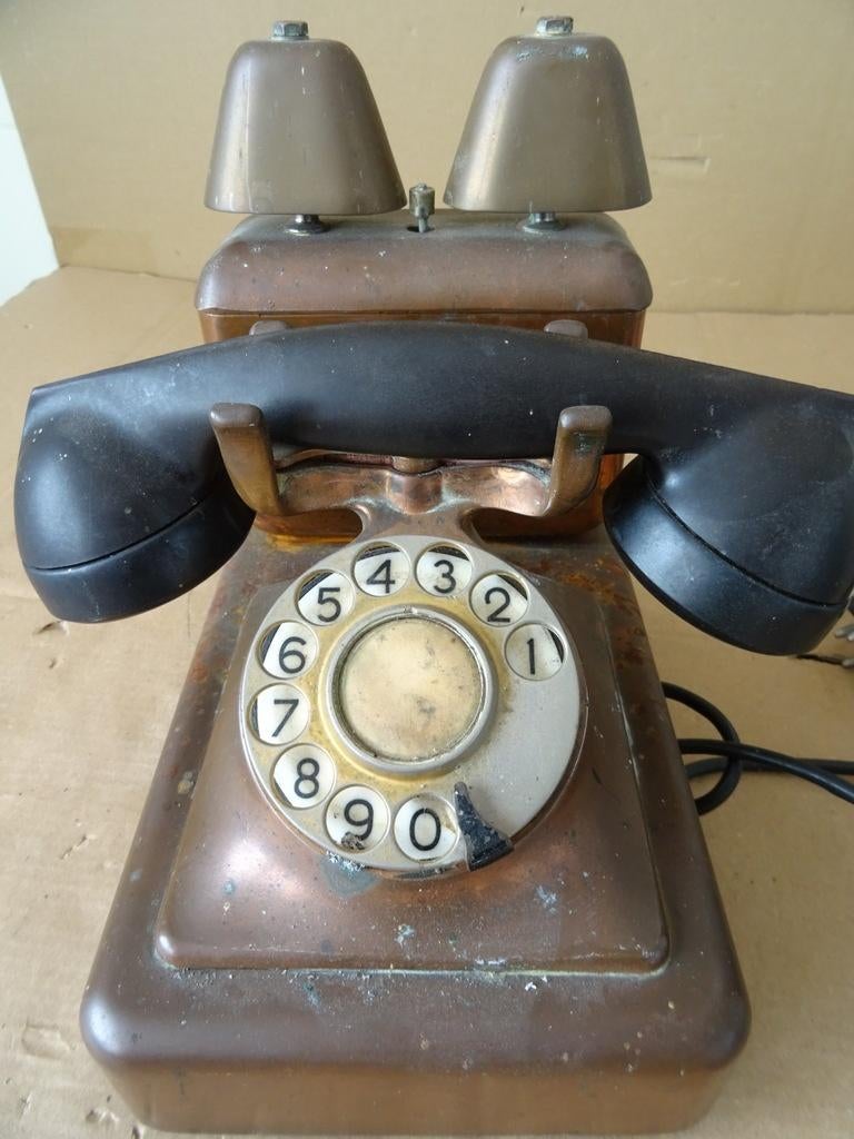 Antieke telefoon of vintage koperen telefoon telefoontoestel, Ophalen of Verzenden