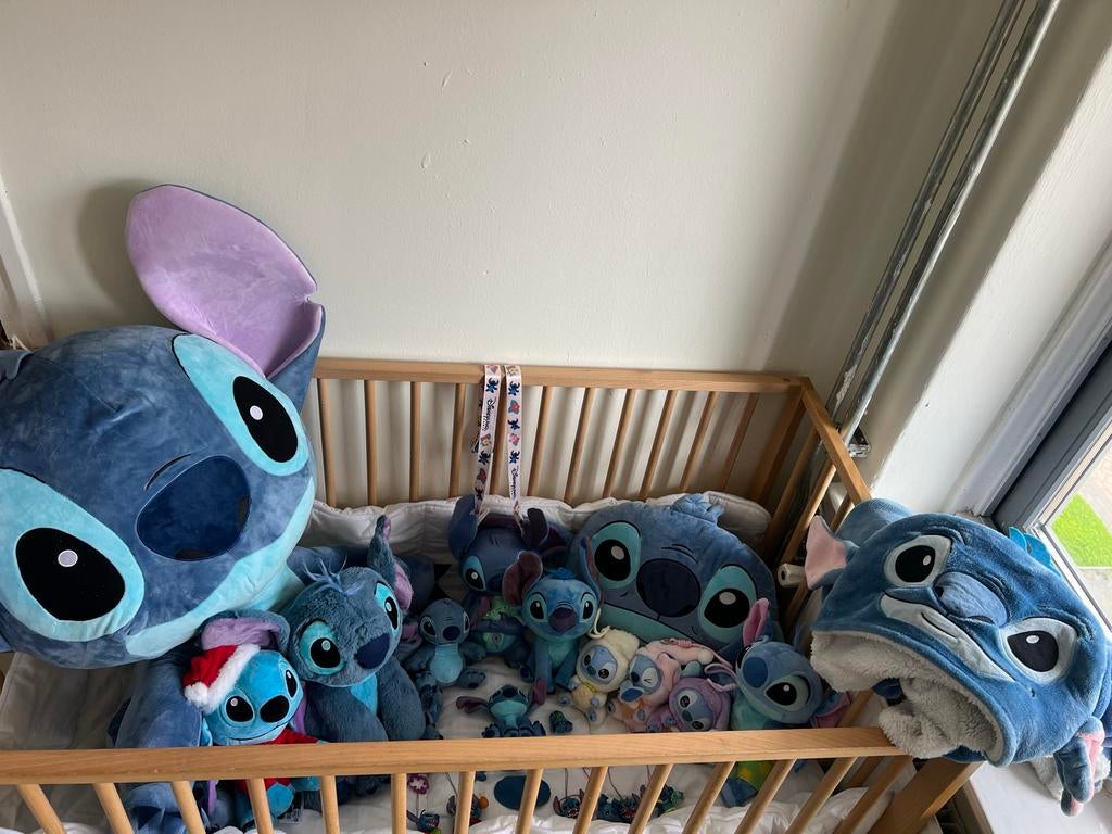 Grote collectie Stitch knuffels en speelgoed (Disney, Miniso, Ophalen of Verzenden, Zo goed als nieuw, Overige typen