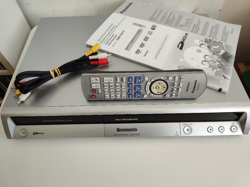 Panasonic DVD Recorder DMR-ES15 en speler als nieuw, Ophalen of Verzenden, Zo goed als nieuw, Dvd-recorder, Panasonic