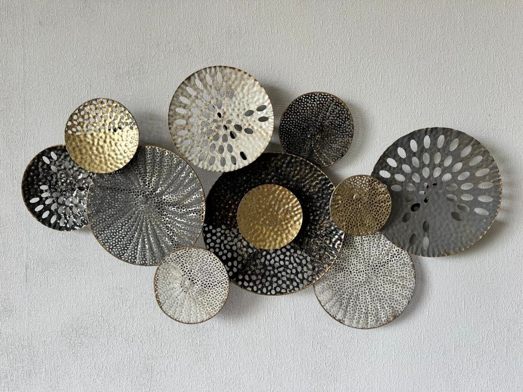 Wanddecoratie met metalen cirkels, Ophalen, Gebruikt