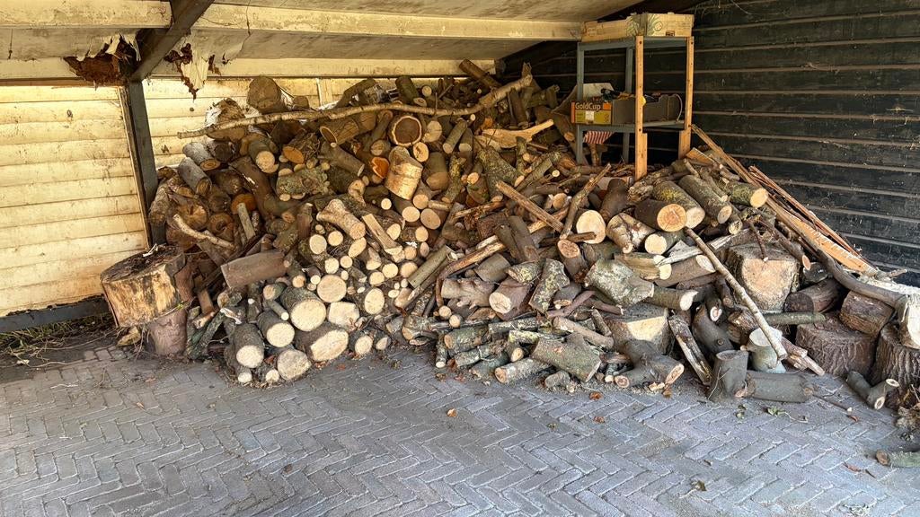 Brandhout: Mix van blokken en takken, 6 m³ of meer, Ophalen, Overige houtsoorten, Blokken