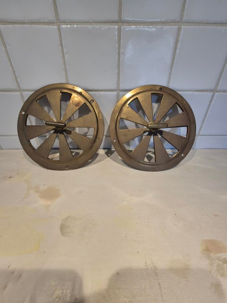 Ventilatie  roosters, Ophalen of Verzenden, Nieuw, Wandklok