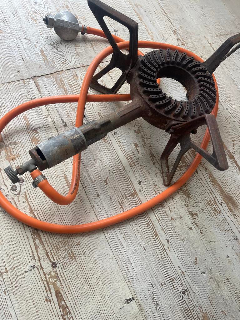 Krachtige gasbrander voor grote wok of paella pan, Ophalen of Verzenden, Zwart, Metaal, Overige typen