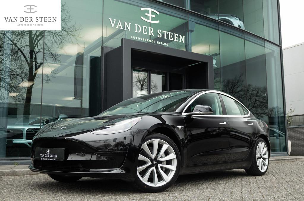 Tesla Model 3 Standard RWD Plus 60 kWh Panorama | NL Auto, Auto's, Tesla, Automaat, 238 pk, Gebruikt, Zwart