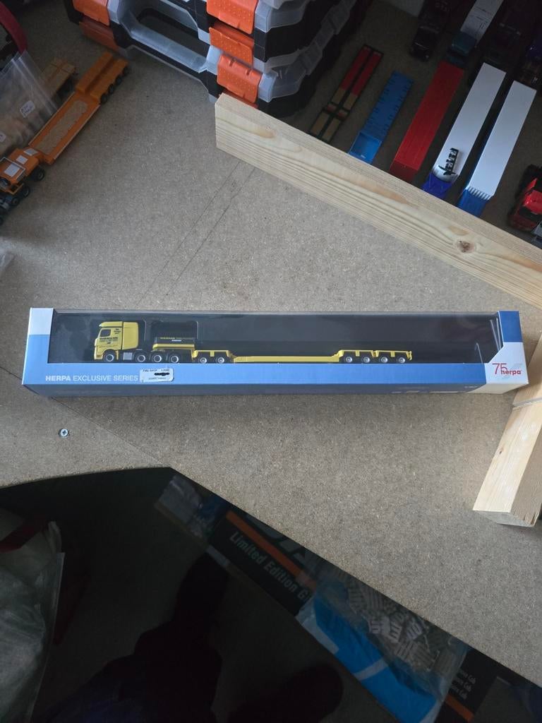 1343 mb actros wiemann dieplader, Ophalen of Verzenden, Nieuw, Bus of Vrachtwagen, Herpa