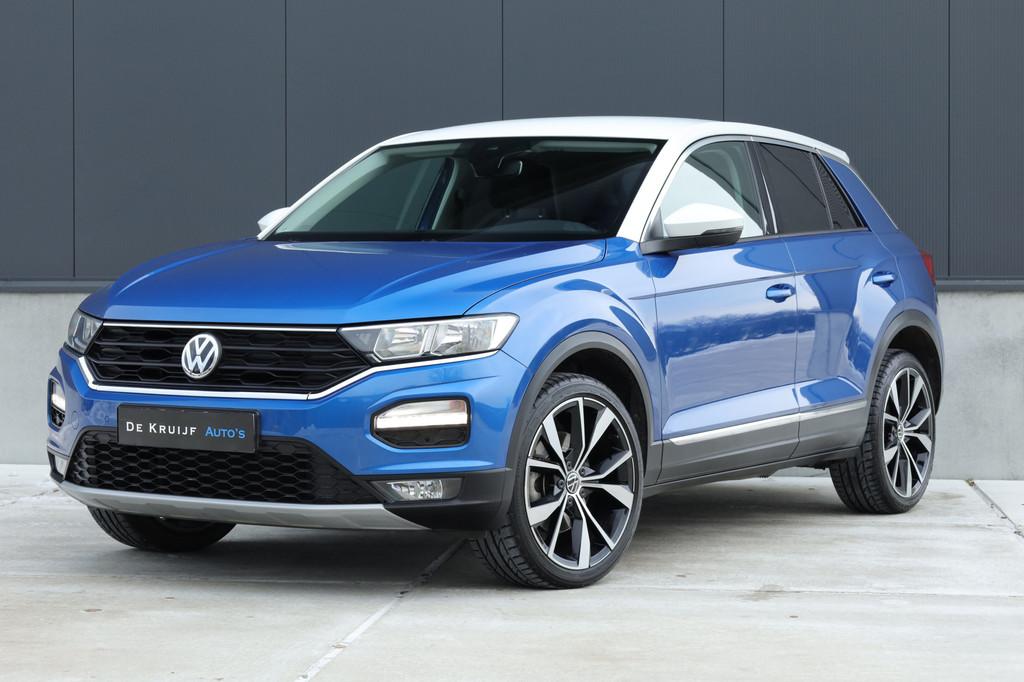 VW T-Roc 1.0 style ACC Lane Assist, Auto's, Voorwielaandrijving, Gebruikt, Euro 6, Blauw
