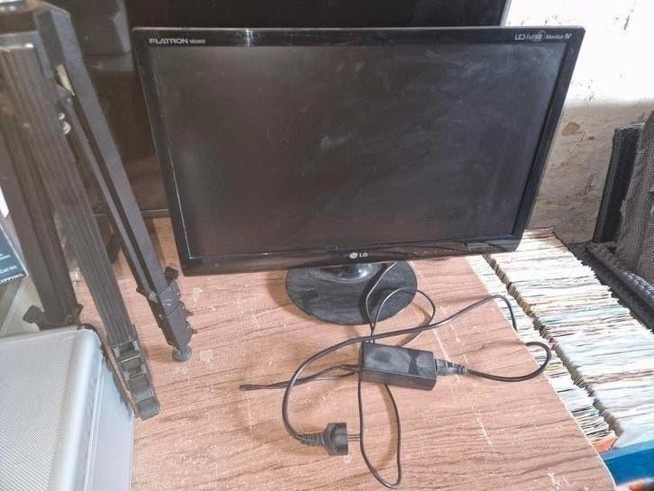 LG Flatron M2380D 23 inch pc monitor, Computers en Software, Monitoren, Gebruikt, Full HD, LG, 60 Hz of minder