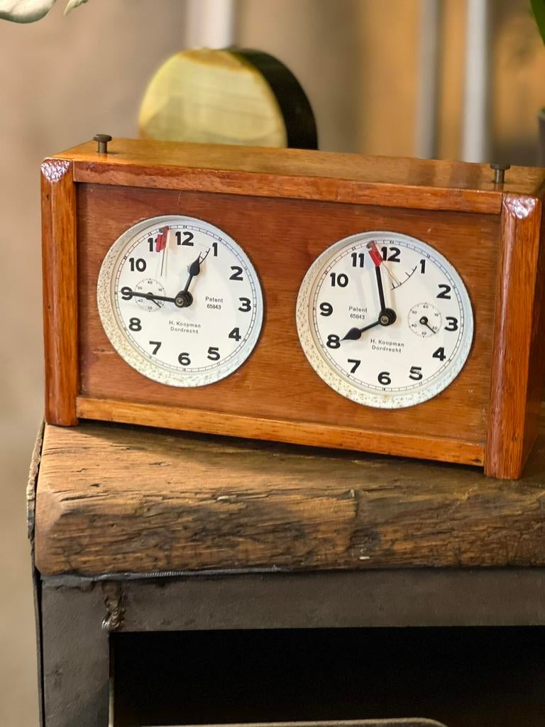 Oud schaakklok Koopman, Ophalen of Verzenden