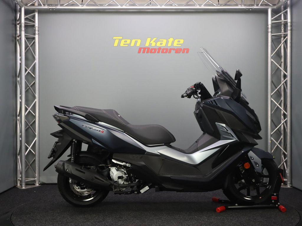 SYM Cruisym Alpha 125 ABS/TCS, Scooter, SYM, Bedrijf