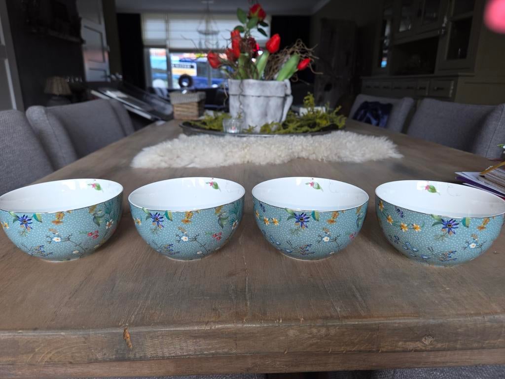 Pip studio Jolie kommen, Ophalen of Verzenden, Porselein, Overige stijlen, Kom(men)