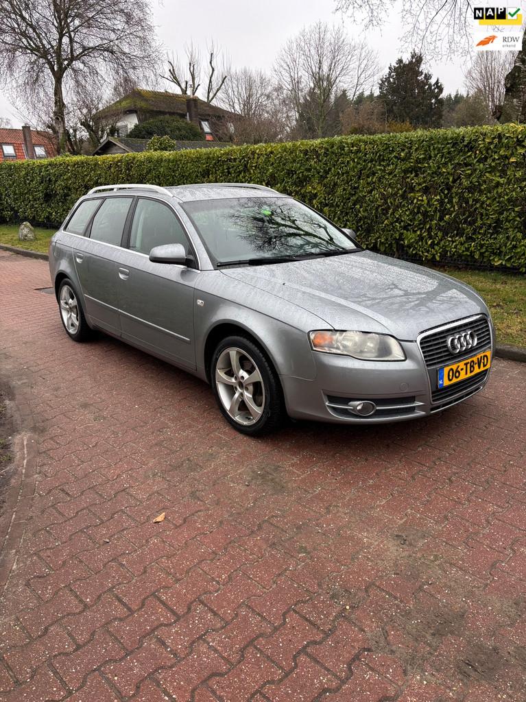 Audi A4 Avant 2.0 Pro Line Business NWE DIST NWE APK YOUNGTI, Auto's, Voorwielaandrijving, 730 kg, Gebruikt, 4 cilinders