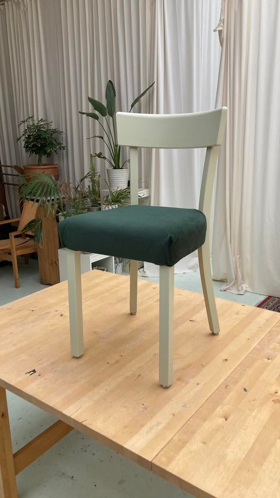 Uphstery workshop: full chair upcycling, Ophalen, Zo goed als nieuw, Zwart, Eén