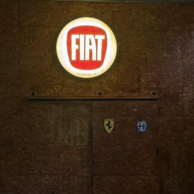 Originele Fiat dealer lichtbak - ca. 120cm, Ophalen, Gebruikt, Lichtbak of (neon) lamp
