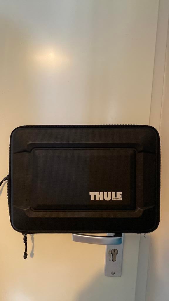 Thule laptop hoes, Ophalen of Verzenden, Zo goed als nieuw