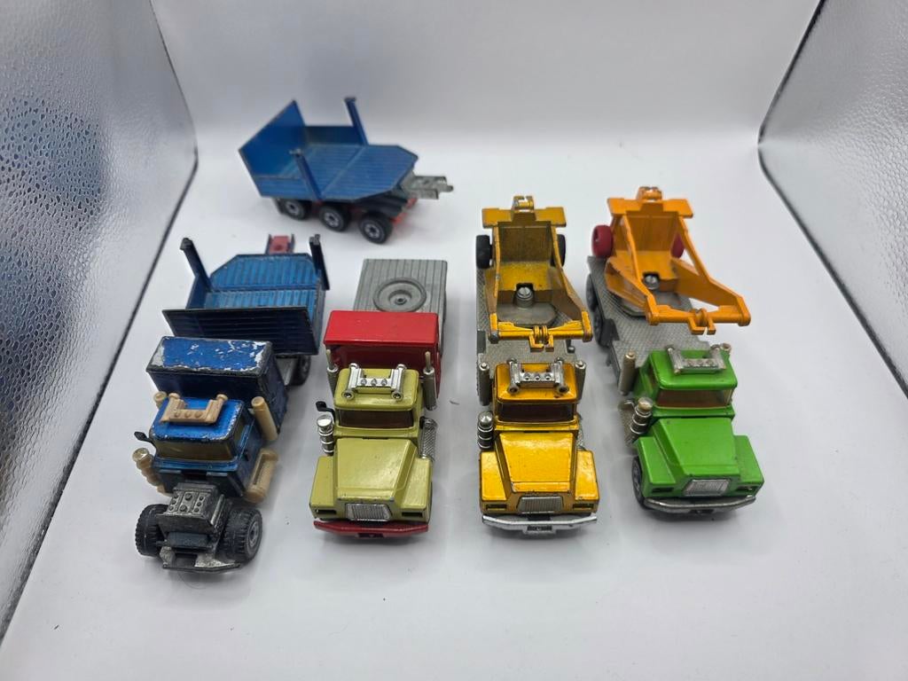 4x mack, Hobby en Vrije tijd, Modelauto's | 1:50, Ophalen of Verzenden, Bus of Vrachtwagen, SIKU