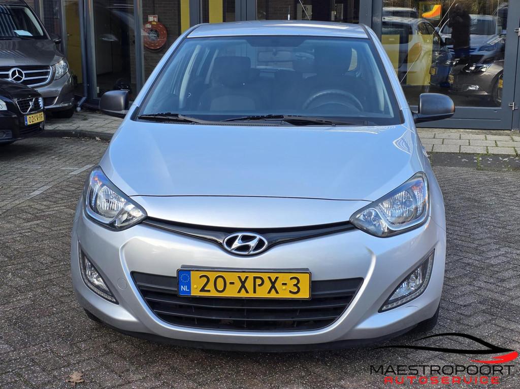 Nette Hyundai i20 1.2 Business Edition – Zuinig & compleet, Euro 5, Gebruikt, 31 €/maand, 4 cilinders
