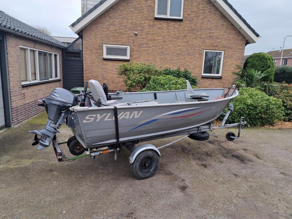 Complete aluminium visboot met Yamaha 9.9pk, Watersport en Boten, Vis- en Consoleboten, Ophalen, Gebruikt, Tot 10 pk, Aluminium