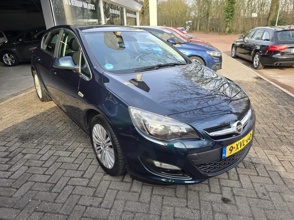 Opel Astra 1.4 Turbo Blitz | 2E EIGENAAR | 12MND GARANTIE |, Voorwielaandrijving, Euro 5, Stof, Gebruikt