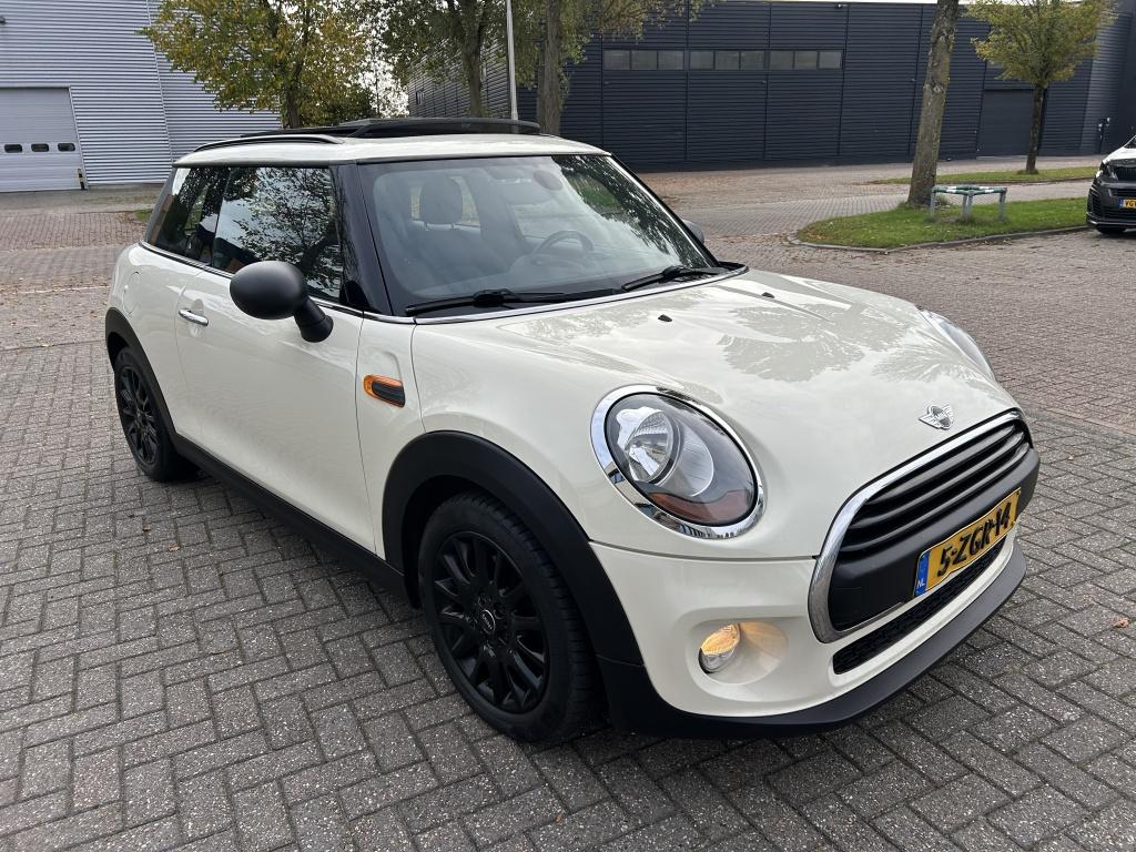 MINI Mini 1.2 One Salt Bns. SCHUIF/KANTELDAK PDC NAVI CRUISE, Stof, Gebruikt, Euro 6, 1095 kg