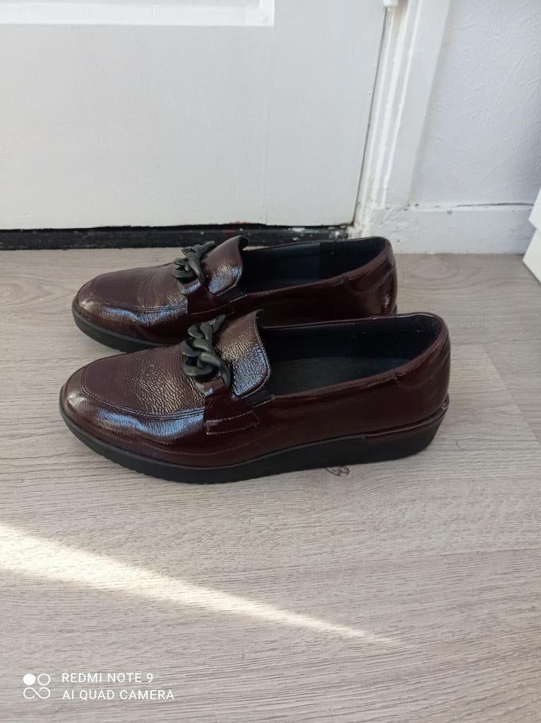 Kathy Solidus Dames schoenen maat 40 donker rood, Ophalen of Verzenden, Zo goed als nieuw, Rood, Sneakers of Gympen