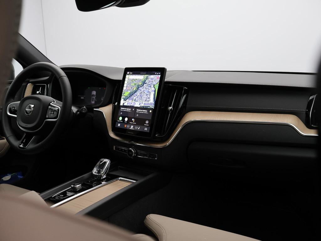 Volvo XC60 2.0 T6 Plug-in hybrid AWD Ultra Bright / Luchtver, Stof, 4 cilinders, XC60, Vierwielaandrijving