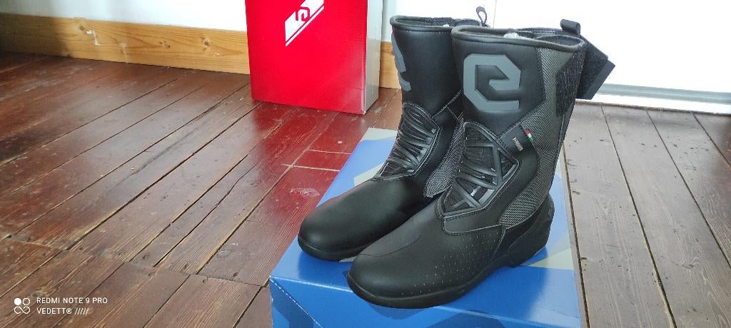 METAMORPHOSIS WP MOTOR BOOTS - BRAND NEW by ELEVEIT ITALIA, Motoren, Nieuw met kaartje, Kinderen, Laarzen, Eleveit