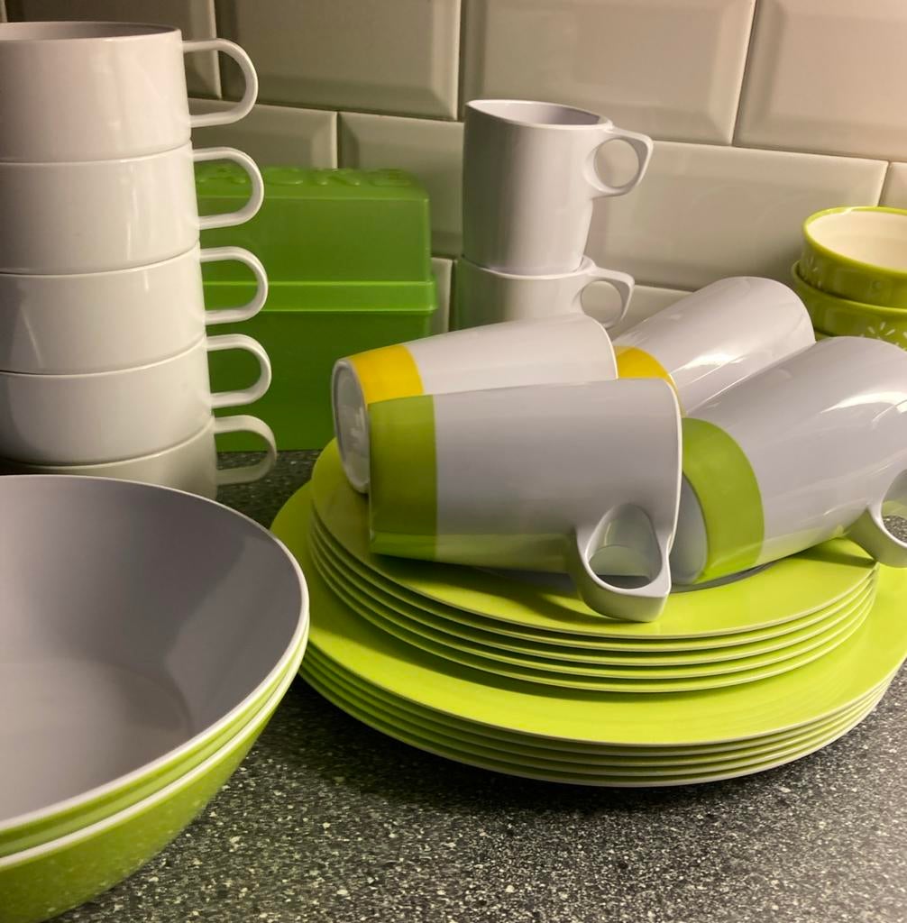 Fris Mepal Campingservies Wit/Limegroen - Complete Set, Ophalen of Verzenden, Gebruikt
