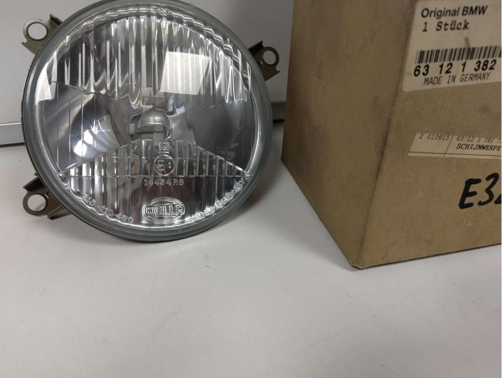 BMW E32 7serie , E34 5serie GROOTlicht reflector rechts, Auto-onderdelen, Niet ingevuld, Niet ingevuld, Nieuw, Ophalen of Verzenden