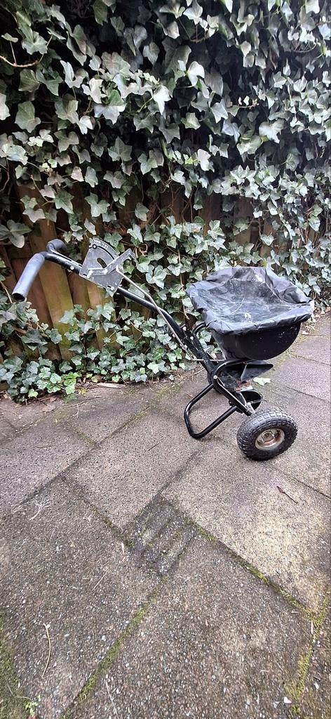 Zoutstrooier, Ophalen