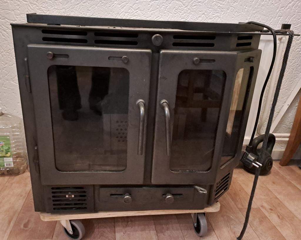 Houtkachel (inbouw), Antiek en Kunst, Antiek | Meubels | Kasten, Ophalen