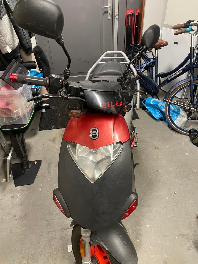 Gilera Ice Brom 70cc, Fietsen en Brommers, Ophalen, Zo goed als nieuw, Tweetakt, Overige modellen