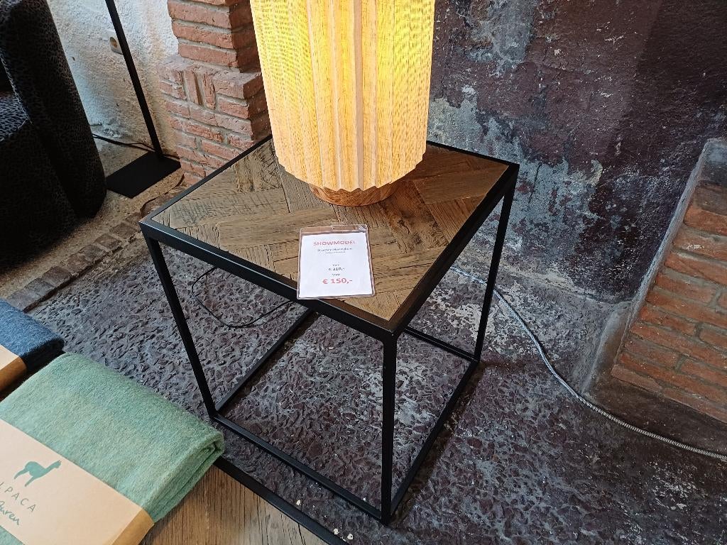 Bijzettafel Herringbone, Minder dan 55 cm, O, O, O