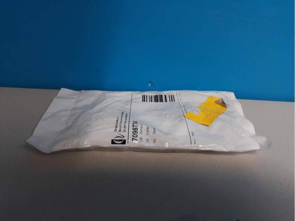 Warmtetemperatuursensor Bosch Buderus 7098774, Niet ingevuld, Cv-ketel of Combi-ketel, Niet ingevuld, Nieuw