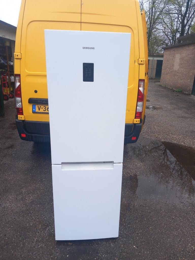 Koelkast Samsung No Frost, Witgoed en Apparatuur, Ophalen, 200 liter of meer, 60 cm of meer, Met aparte vriezer