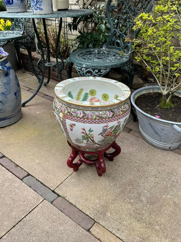 Oude Chinese aardewerk pot met koikarpers, Antiek en Kunst, Antiek | Keramiek en Aardewerk, Ophalen