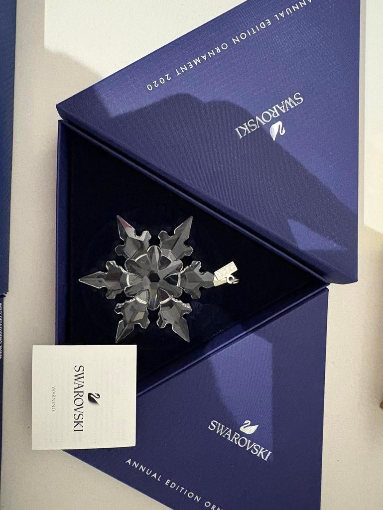 Swarovski kerst ster 2020, Verzamelen, Swarovski, Ophalen of Verzenden, Zo goed als nieuw, Figuurtje