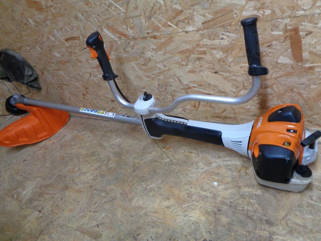 Stihl FS 561 bosmaaier met weinig uren fs 560 fs 550, Gebruikt, Ophalen of Verzenden, 10 tot 30 cm, Stihl
