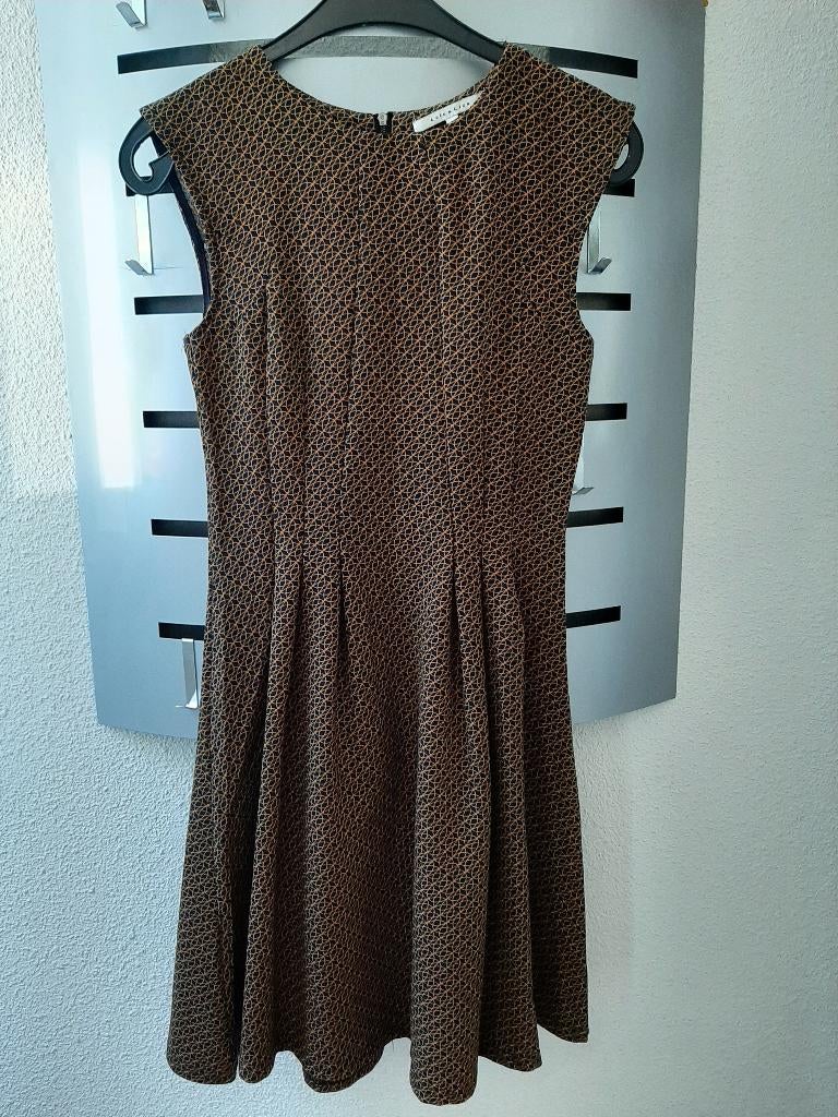 Lola & Liza mouwloze Jurk, maat 34, Lola & Liza, Ophalen of Verzenden, Zo goed als nieuw, Maat 34 (XS) of kleiner