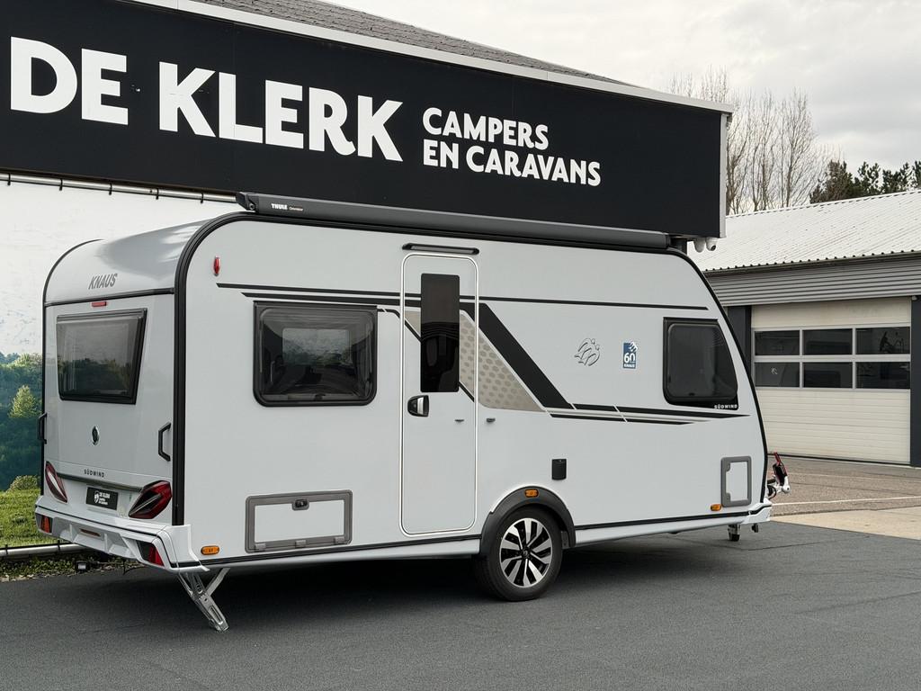 Knaus SUDWIND 450 FU 60 YEARS Campovolo grey ACTIE luifel en, Caravans en Kamperen, Bedrijf, Info@deklerkcaravans.nl, 6 tot 7 meter