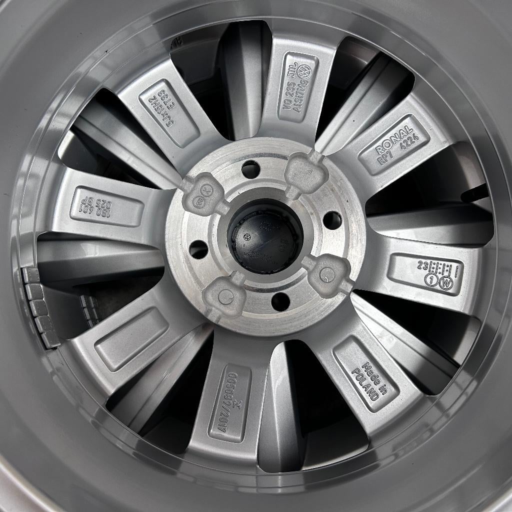 15 inch originele Merano velgen + zomerbanden Volkswagen Up, Auto-onderdelen, 15 inch, Info@originalwheels.nl, Banden en Velgen