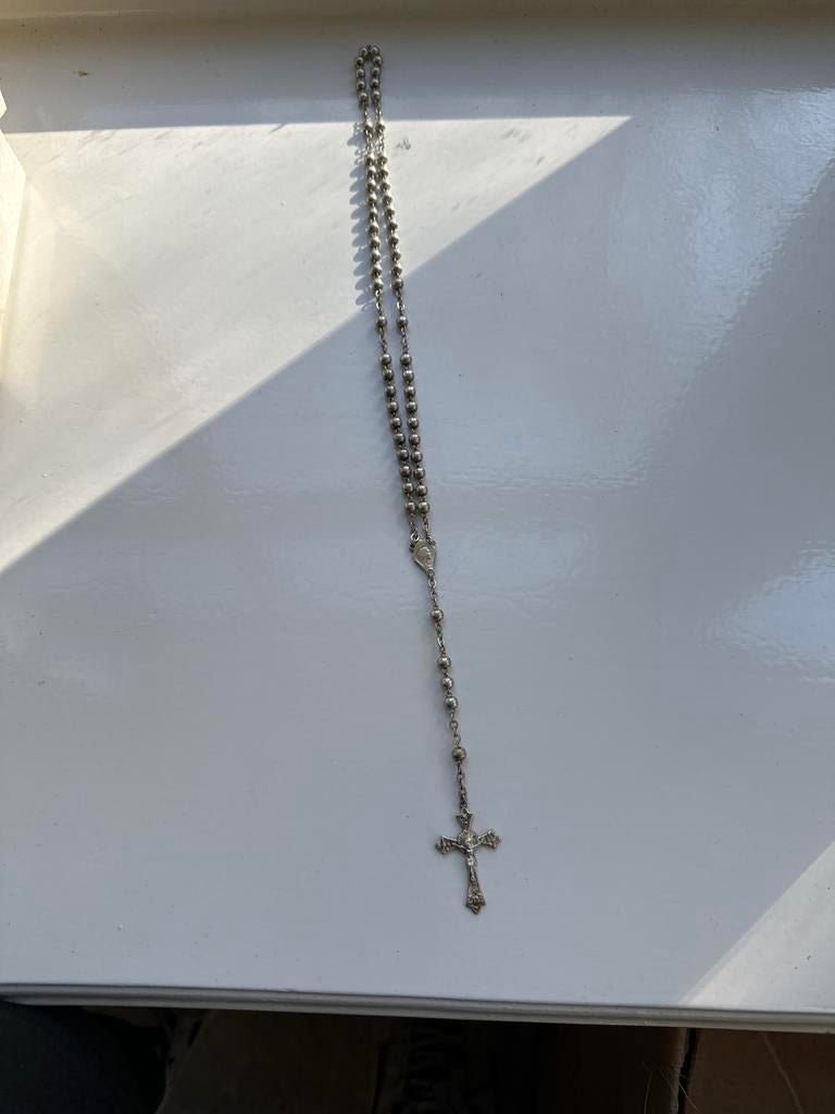 Zilverkleurige ketting met kruisje, Ophalen, Gebruikt, Zilver, Overige materialen