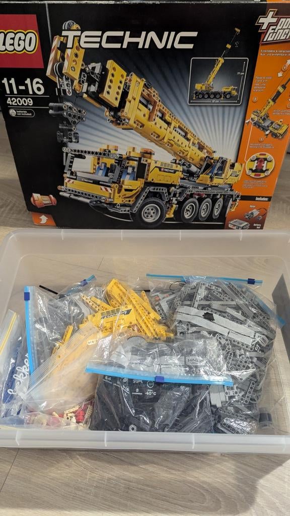 Lego Technic 42009 met doos en boekjes, Kinderen en Baby's, Speelgoed | Duplo en Lego, Ophalen of Verzenden, Zo goed als nieuw