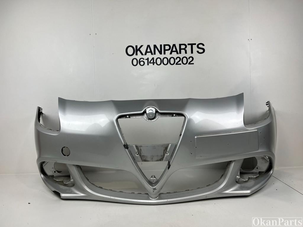 Alfa Romeo Giulietta Voorbumper 156085887, Gebruikt, Voor, Ophalen of Verzenden, Alfa Romeo